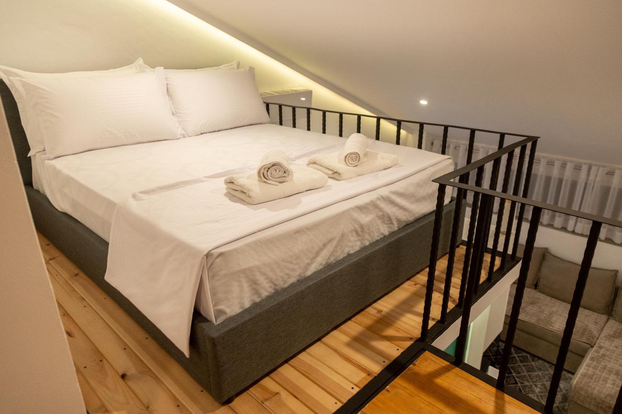 Cozy Loft-Blloku Downtown Hotel Tirana Eksteriør billede